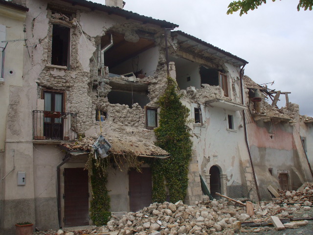 Misure di autoprotezione: TERREMOTO